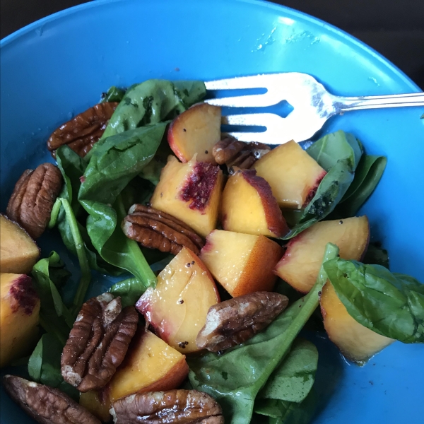 Spinach Salad with Peaches and Pecans