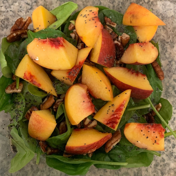 Spinach Salad with Peaches and Pecans