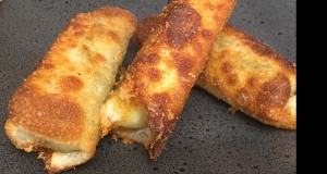 Easy Chile Relleno Egg Rolls