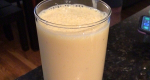 Mango-Banana Smoothie