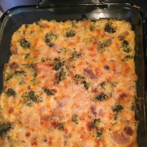 Cheesy Chicken and Broccoli Casserole