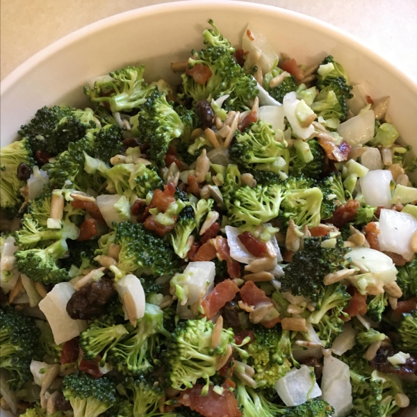 Easy Broccoli Bacon Salad