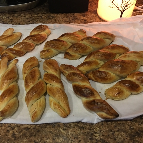 Bread Pretzels