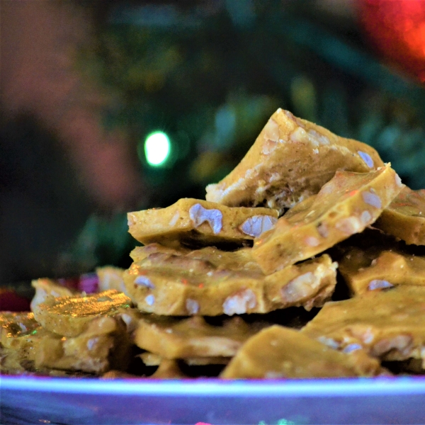 Grandma Myrna's Honey-Walnut Brittle