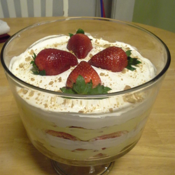 Easy Valentine's Day Trifle