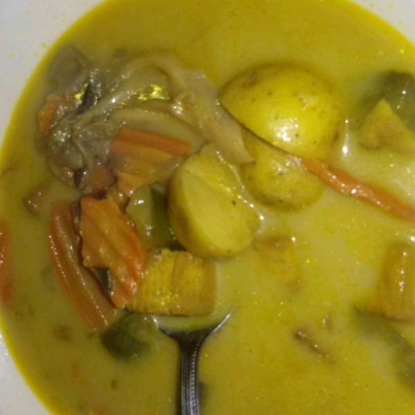 Vietnamese Style Vegetarian Curry Soup