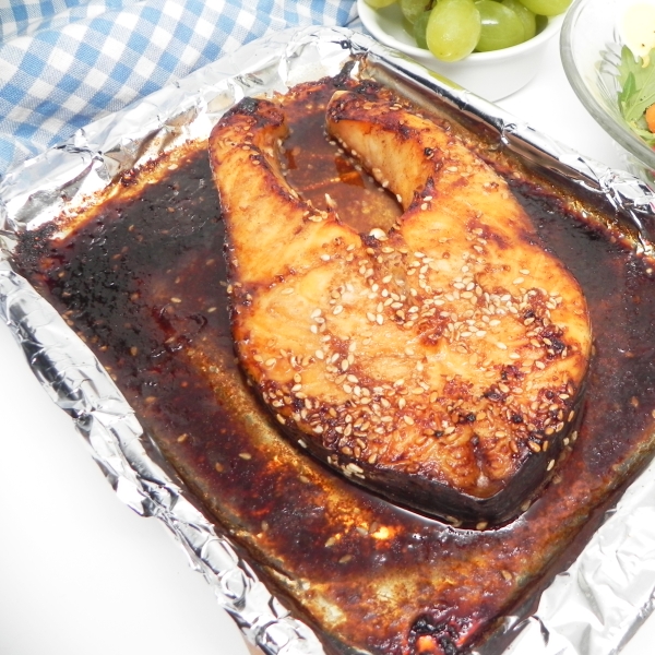 Broiled Salmon with Soy-Ginger Glaze