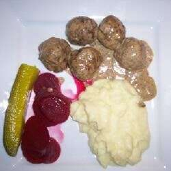 Finnish Meatballs (Lihapyorykoita)