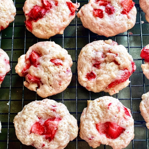 Strawberry Shortcake Cookies