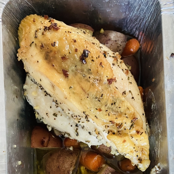 Oven-Roasted Chicken Breasts with Carrots and Red Potatoes