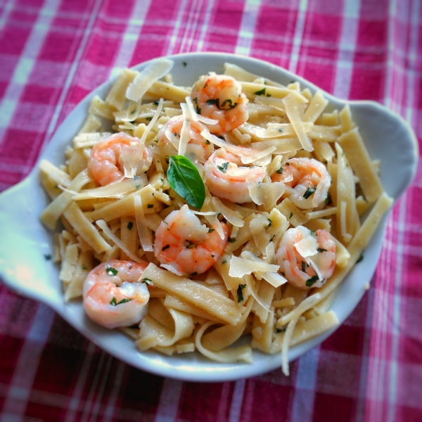 Linguine with Garlic-Butter Shrimp