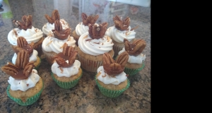 Hummingbird Cupcakes with Cream Cheese-Maple Frosting and Praline Topper