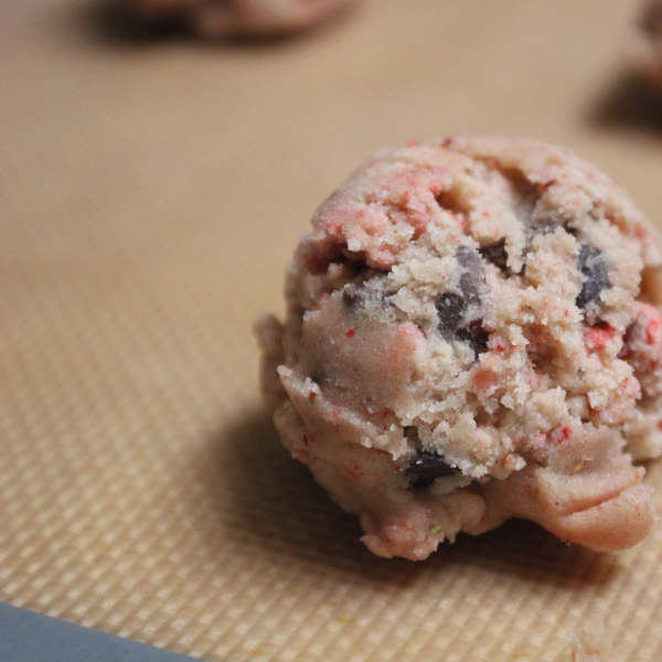 Strawberry-White Chocolate Chip Cookies