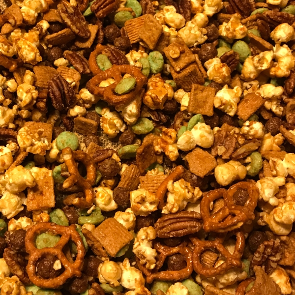 Caramel Corn Snack Mix