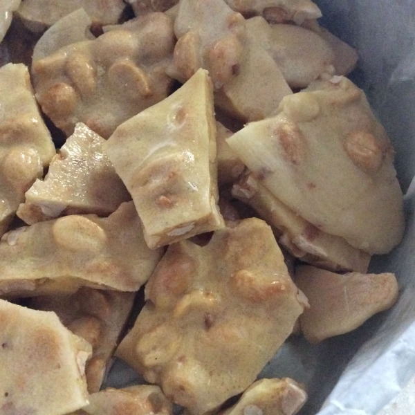 Microwave Oven Peanut Brittle