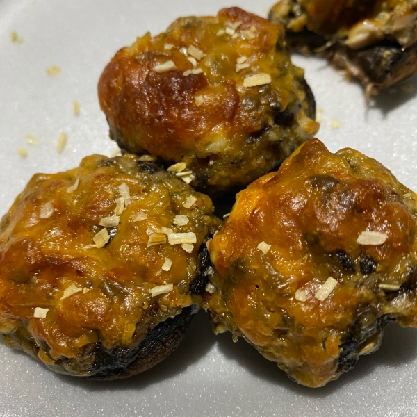 Bacon and Cheddar Stuffed Mushrooms