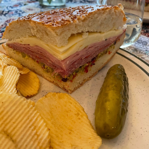 Real N'awlins Muffuletta