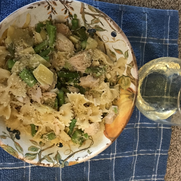 Chicken Penne with Asparagus, Sun-dried Tomatoes, and Artichoke Hearts