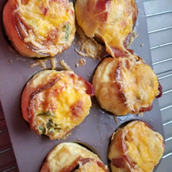 Bacon and Egg Muffins