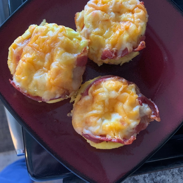 Bacon and Egg Muffins