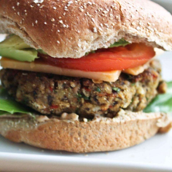 Meatless Black Bean Burgers