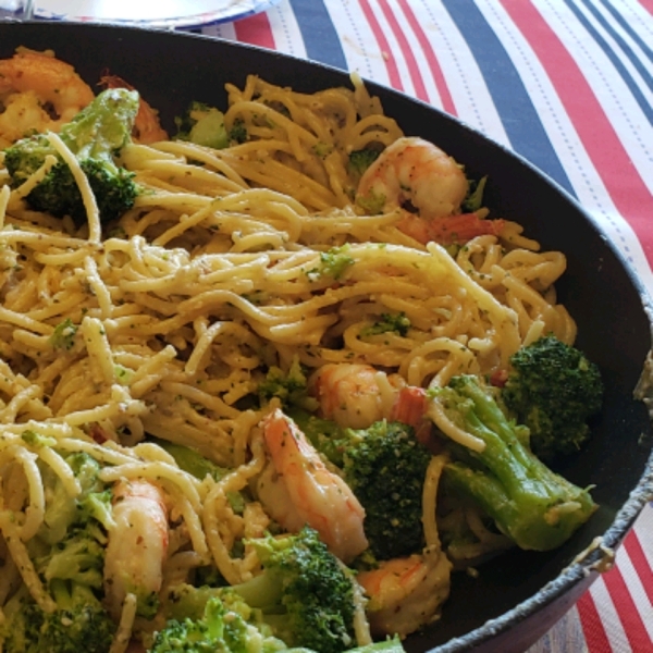 Angel Hair Pasta with Garlic Shrimp and Broccoli