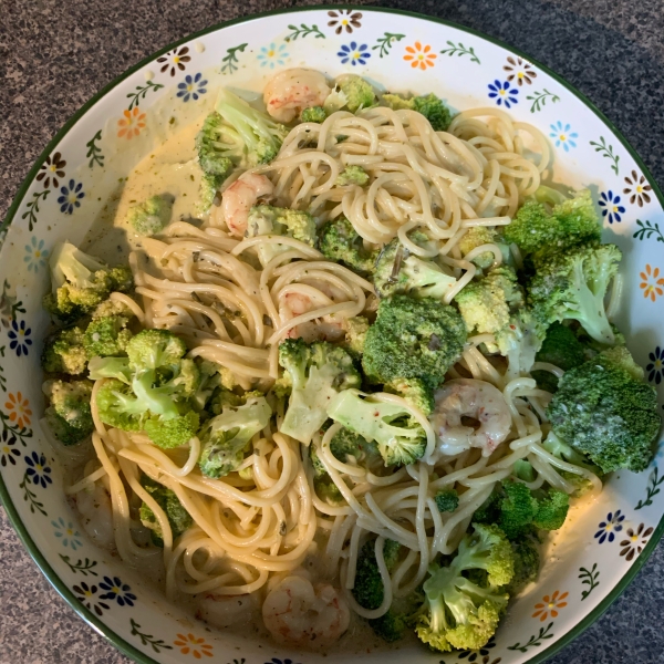 Angel Hair Pasta with Garlic Shrimp and Broccoli