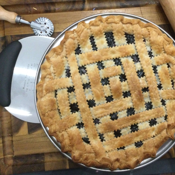 Blueberry Pie with Frozen Berries