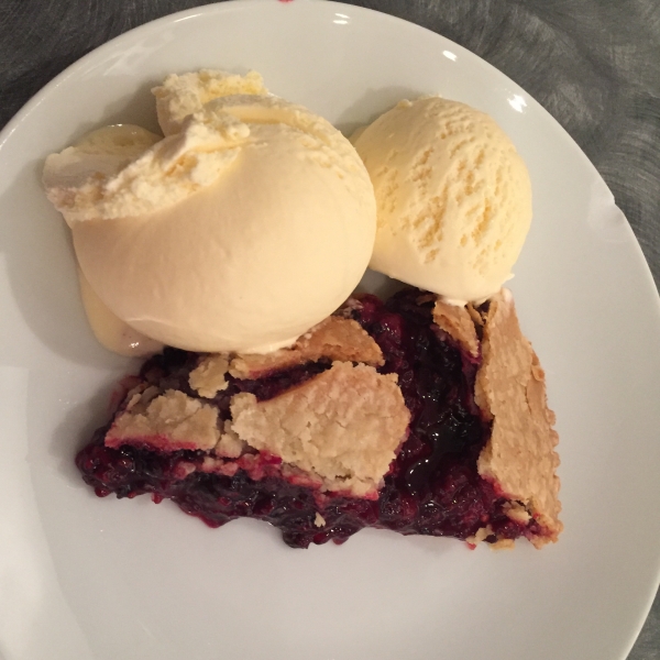 Brigid's Blackberry Pie