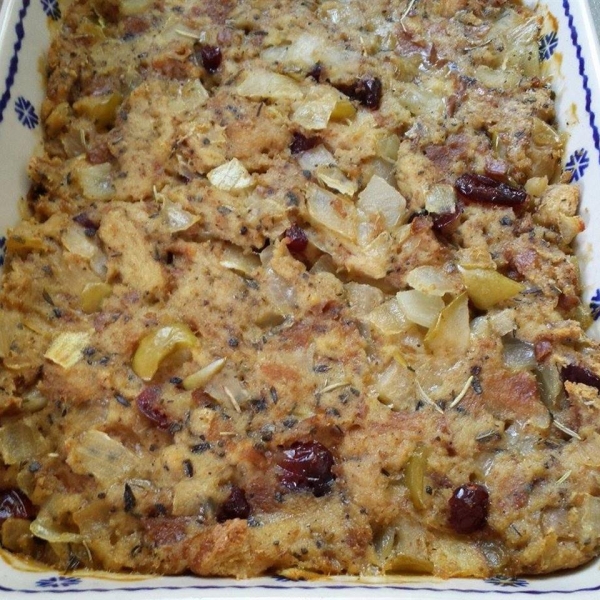 Really Easy Bread Stuffing