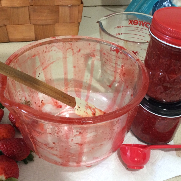 Super Easy Microwave Strawberry Jam