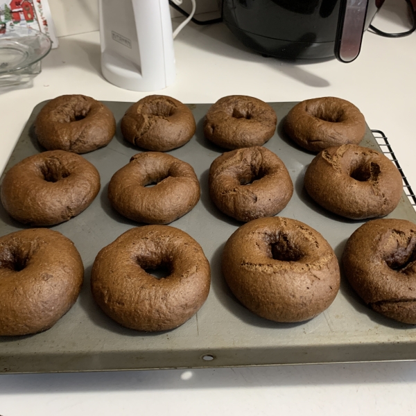 Pumpernickel Bagels