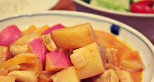 Sri Lankan Potato & Cashew Curry