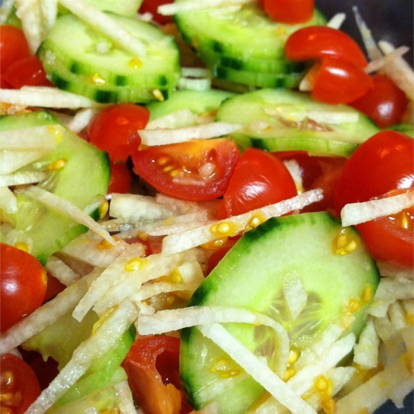 Summer Cucumber Jicama Salad