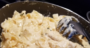 Lemon Basil Alfredo Sauce