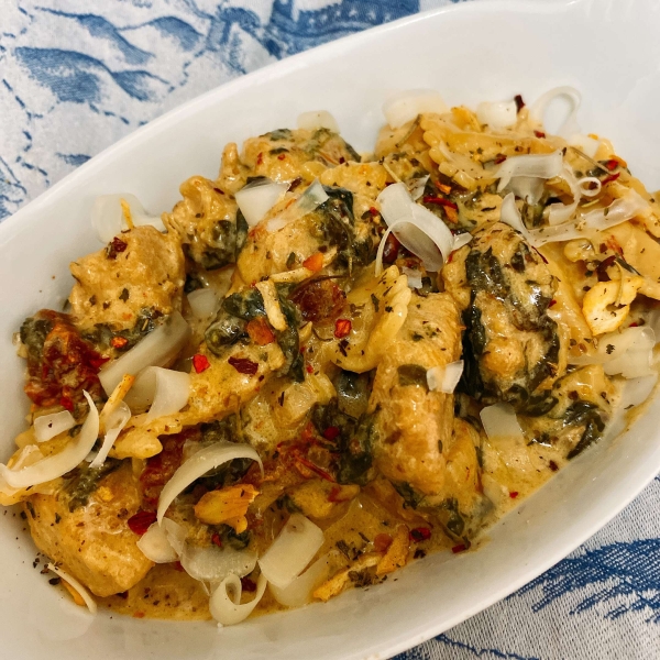 Instant Pot® Tuscan Chicken Pasta