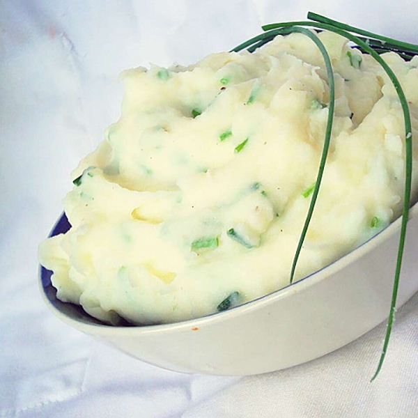 Sour Cream and Chive Mashed Potatoes