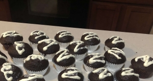 Cream Filled Chocolate Cupcakes