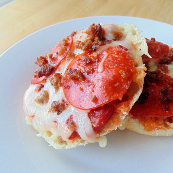 English Muffin Pizza