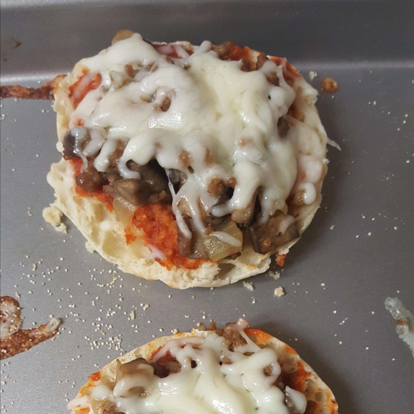 English Muffin Pizza