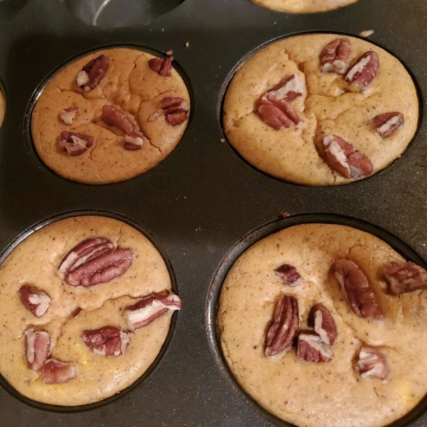 Keto Mini Pumpkin-Pecan Cheesecakes