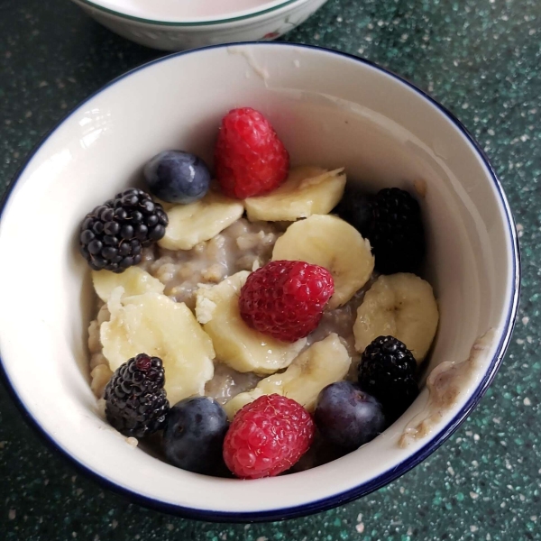 Sweet Banana Almond Oatmeal