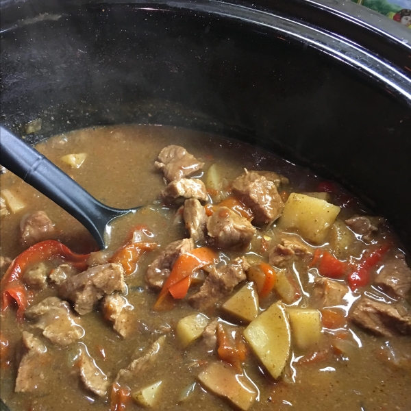 Easy Slow Cooker Carne Guisada