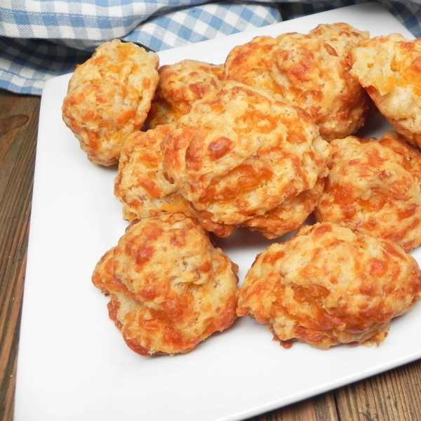 Easy Sausage Cheese Balls