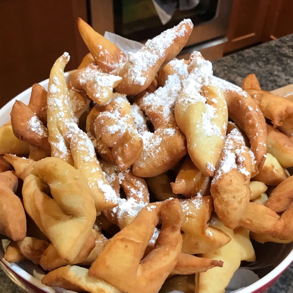 Bugnes Moelleuses (French Doughnuts)