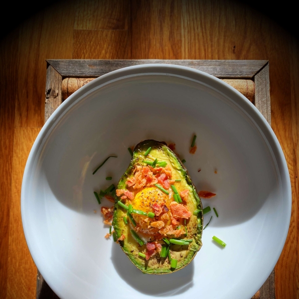 Avocado Baked Eggs