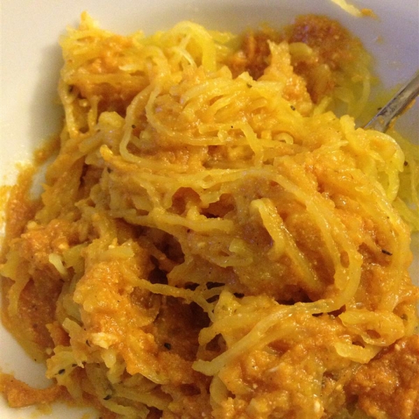 Spaghetti Squash with Creamy Pumpkin Sauce