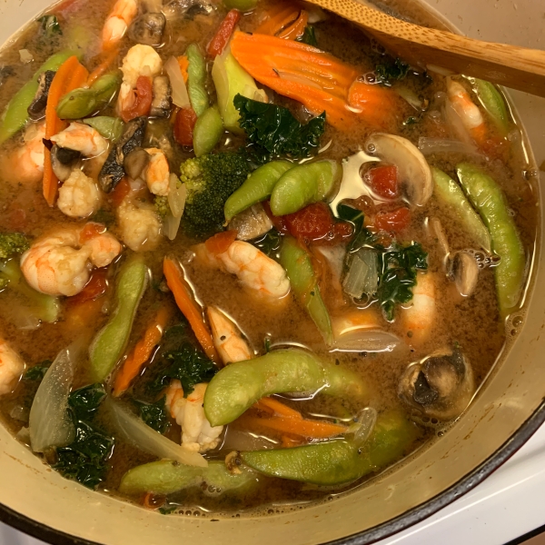 Spicy Kale and Shrimp Soup