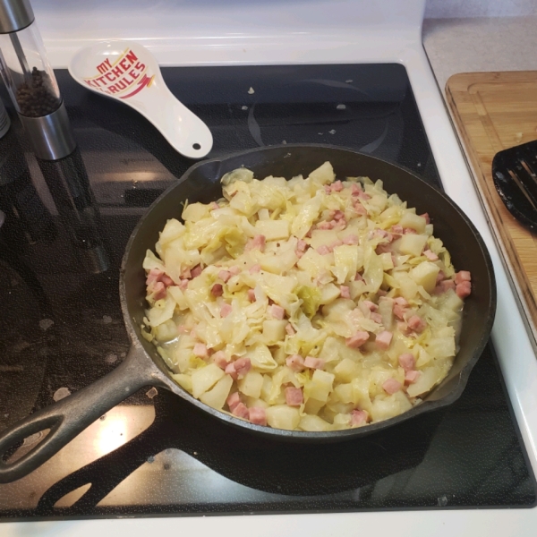 Skillet Ham, Cabbage and Potatoes