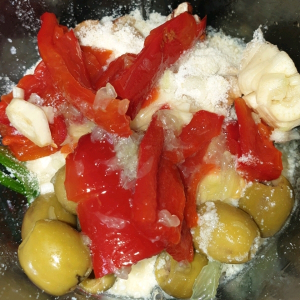 Pecan Parsley Pepper Pesto